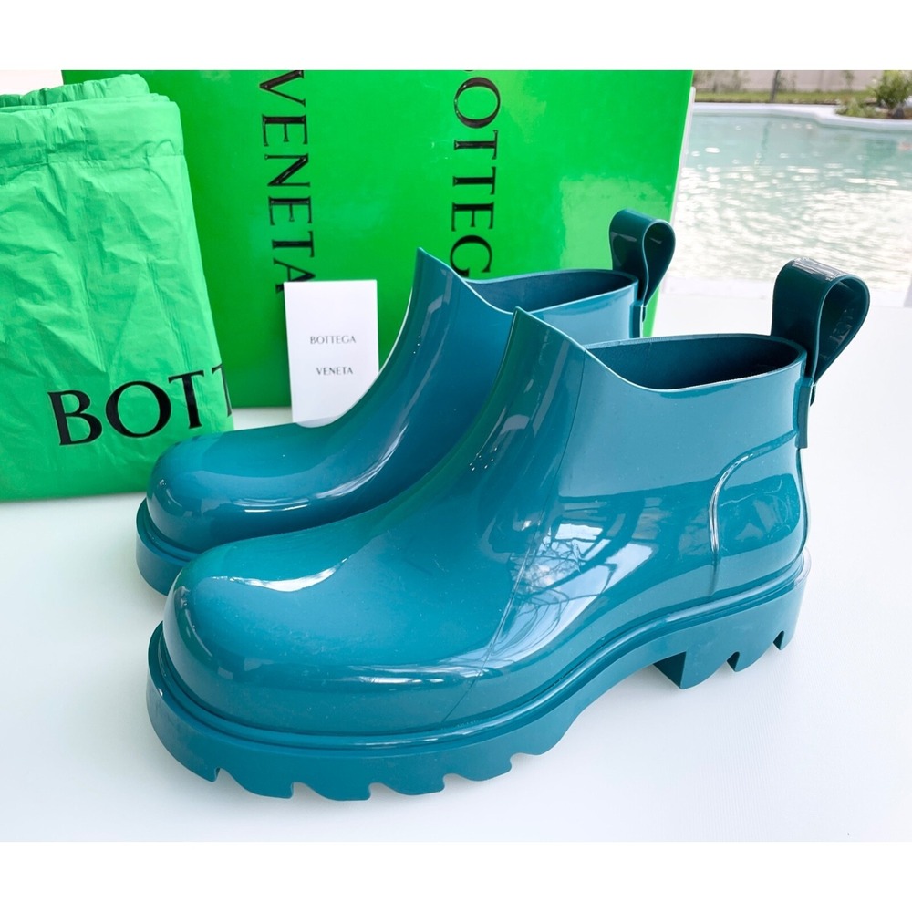 Bottega Veneta Teal Gloss Rain Boots